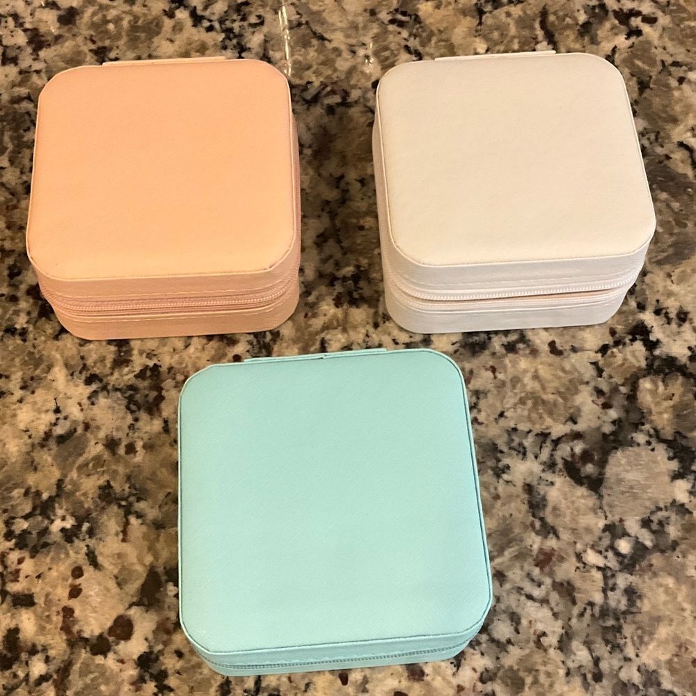 Travel Jewelry Carrier 3 Colors Available